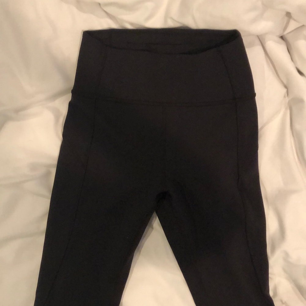 Lululemon In Movement Tight 25” Everlux